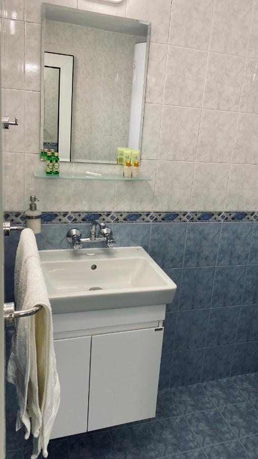 Centrally Located Apartment In Varna Exterior foto